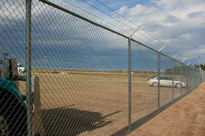 Commercial Chain-Link Fencing